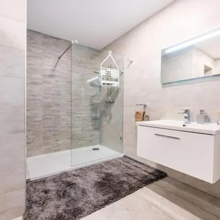 Sea View Luxury Brand New In Apartment Valletta