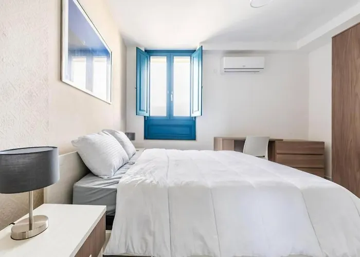 Sea View Luxury Brand New In Appartement