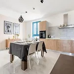 דירה Sea View Luxury Brand New In ואלטה