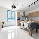 Sea View Luxury Brand New In דירה ואלטה