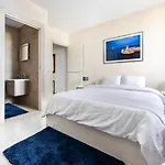Sea View Luxury Brand New In ואלטה