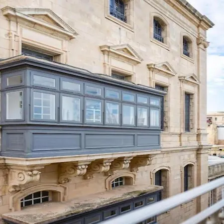 Sea View Luxury Brand New In Apartment Valletta
