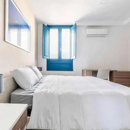 Sea View Luxury Brand New In Апартаменты