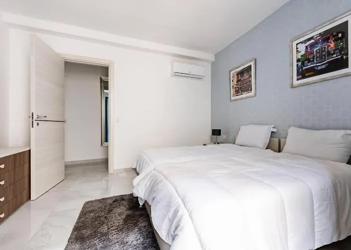 Sea View Luxury Brand New In Διαμέρισμα *