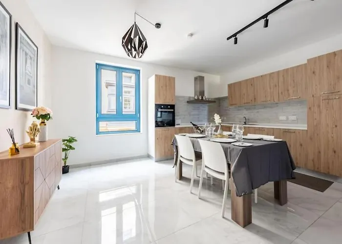 Sea View Luxury Brand New In Apartament Valletta